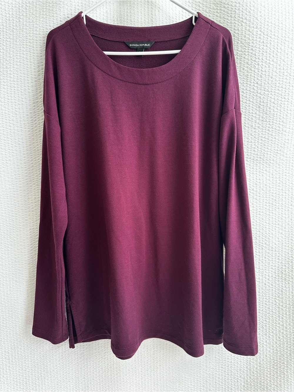 BANANA REPUBLIC Cabernet Burgundy Red Long Sleeve Top Women’s Size Large